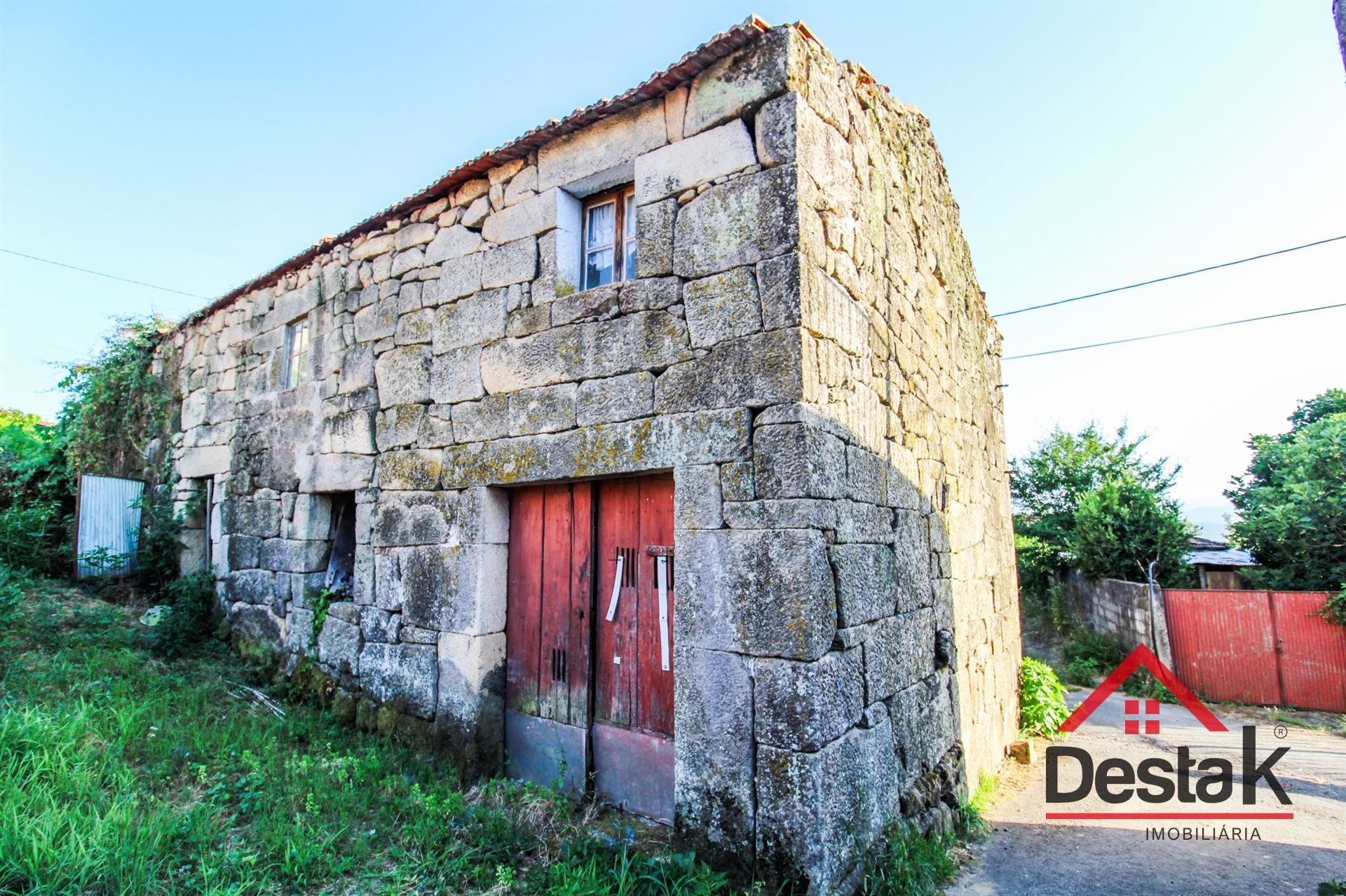 Moradia para Restaurar T3 Para Venda em Viseu