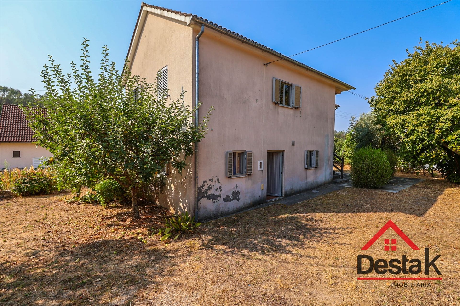 Moradia Isolada T3 Para Venda em S�t�o