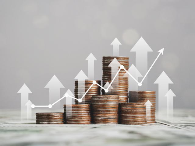 Salário médio sobe 9% e atinge novo máximo